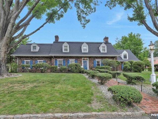 House for sale in Bergenfield