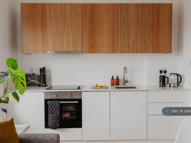 Apartment for rent in Royal Borough of Kingston upon Thames, Greater London