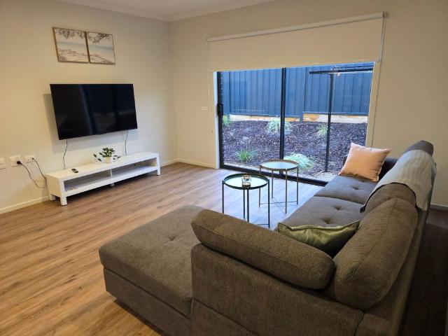 Room for rent in Camerons Creek, Victoria