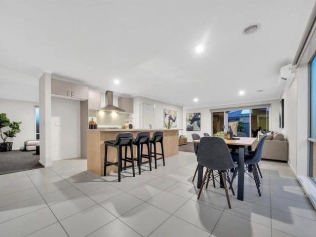 Room for rent in Camerons Creek, Victoria