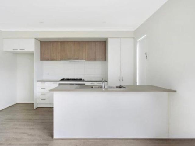 Room for rent in Camerons Creek, Victoria