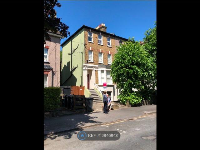 Apartment for rent in London Borough of Croydon, Addiscombe