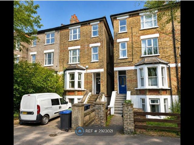 Apartment for rent in London Borough of Croydon, Addiscombe