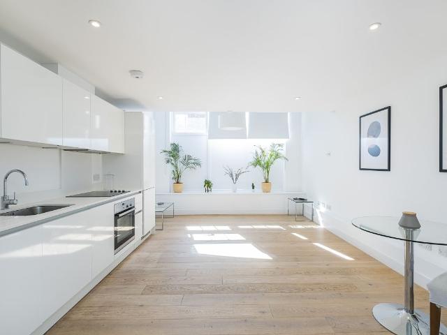 House for rent in London Borough of Tower Hamlets, Greater London