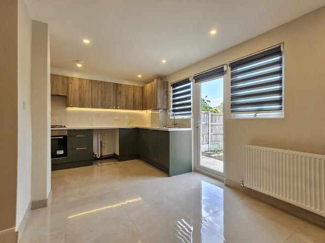 House for rent in Ponders End, Greater London