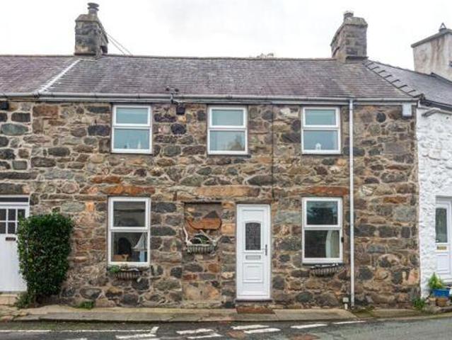 House for sale in Caernarfon, Wales