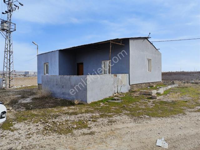 Niğde içerisinde satılık Villa