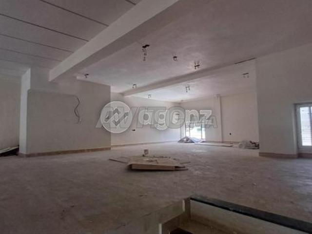 Local commercial vente à Anfa, Gharb-Chrarda-Beni Hssen
