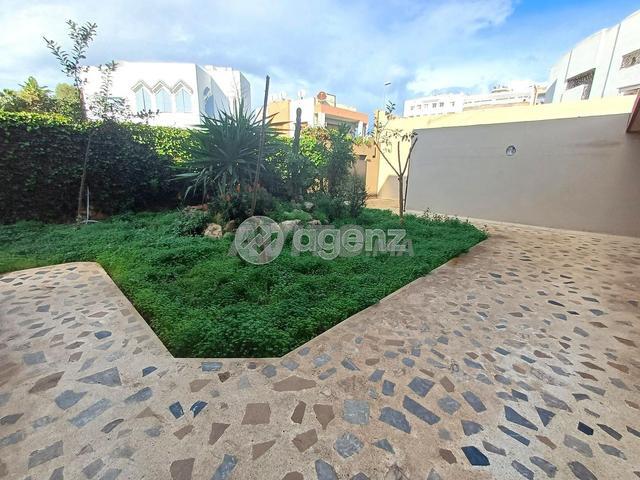 Propriété vente à Anfa, Gharb-Chrarda-Beni Hssen