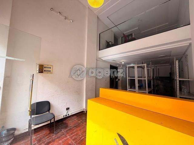 Local commercial vente à Anfa, Gharb-Chrarda-Beni Hssen
