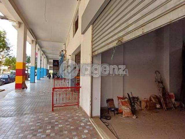 Local commercial vente à Anfa, Gharb-Chrarda-Beni Hssen