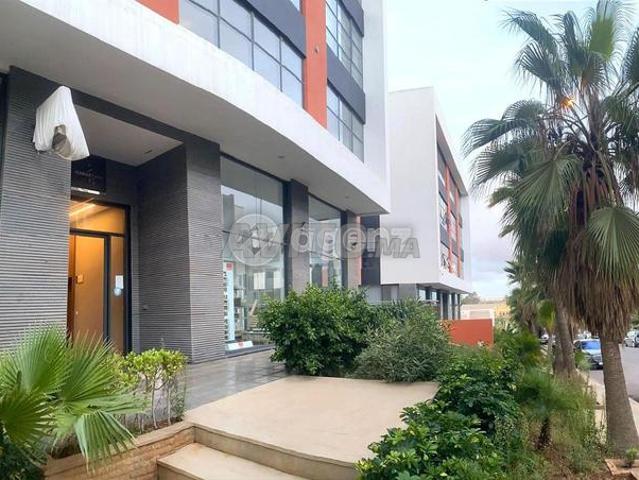 Local commercial vente à Anfa, Gharb-Chrarda-Beni Hssen