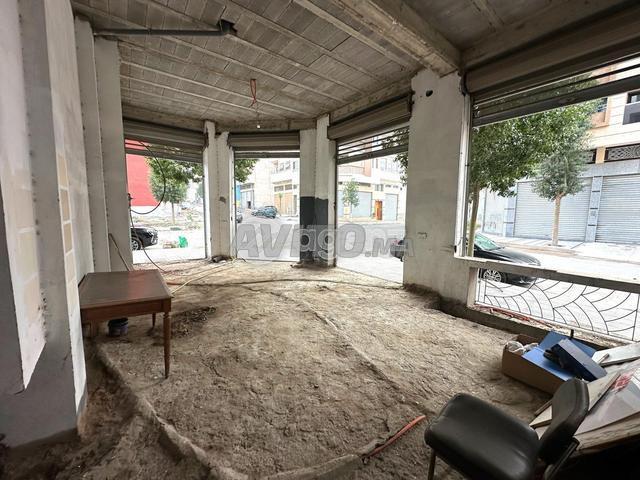 Local commercial vente à Anfa, Gharb-Chrarda-Beni Hssen