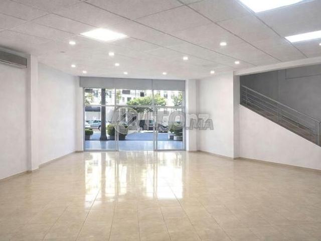 Local commercial vente à Anfa, Gharb-Chrarda-Beni Hssen
