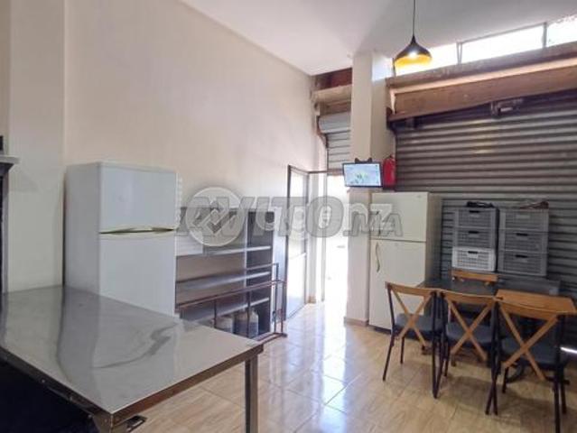 Local commercial vente à Anfa, Gharb-Chrarda-Beni Hssen