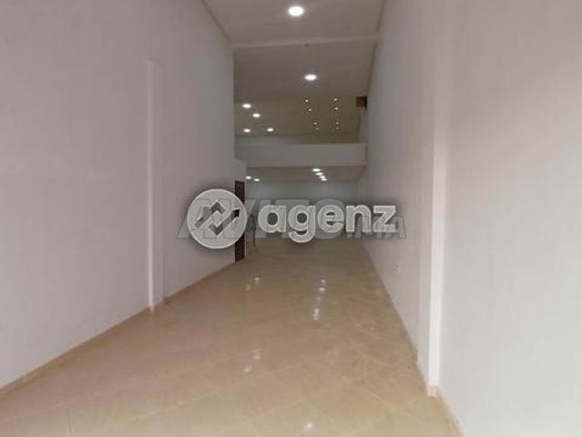 Local commercial vente à Anfa, Gharb-Chrarda-Beni Hssen