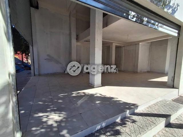 Local commercial vente à Anfa, Gharb-Chrarda-Beni Hssen