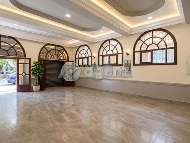 Local commercial vente à Anfa, Gharb-Chrarda-Beni Hssen