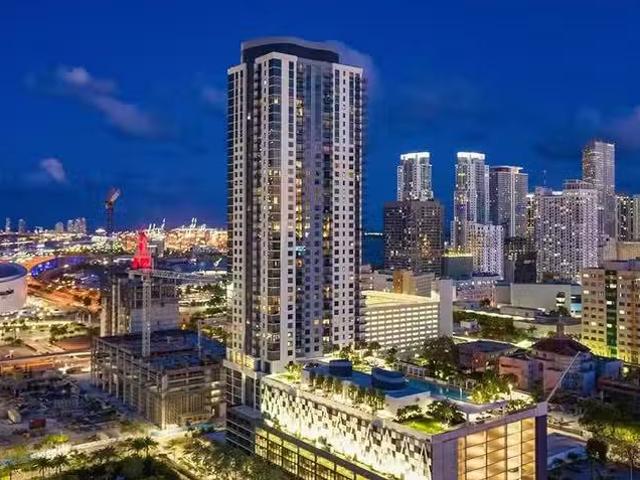Condo for rent in Miami