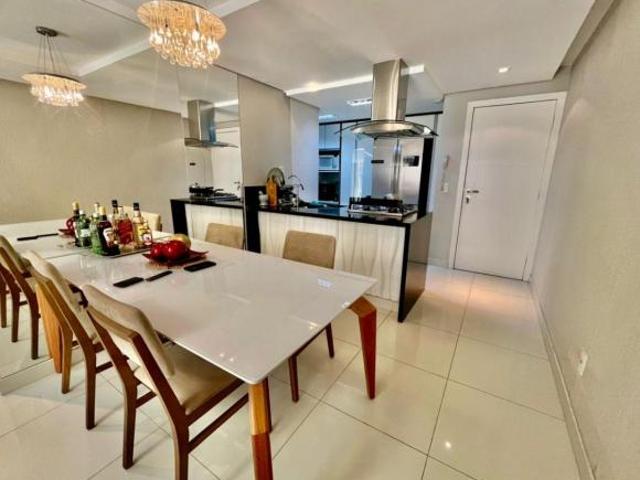 Apartamento venda em Região Geográfica Imediata do Distrito Federal, Região Integrada de Desenvolvimento do Distrito Federal e Entorno
