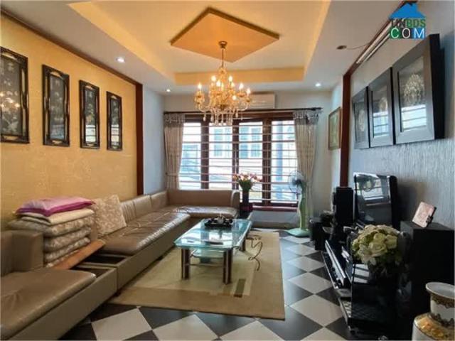 Nhà mặt phố bán tại Hoàn Kiếm, Hà Nội