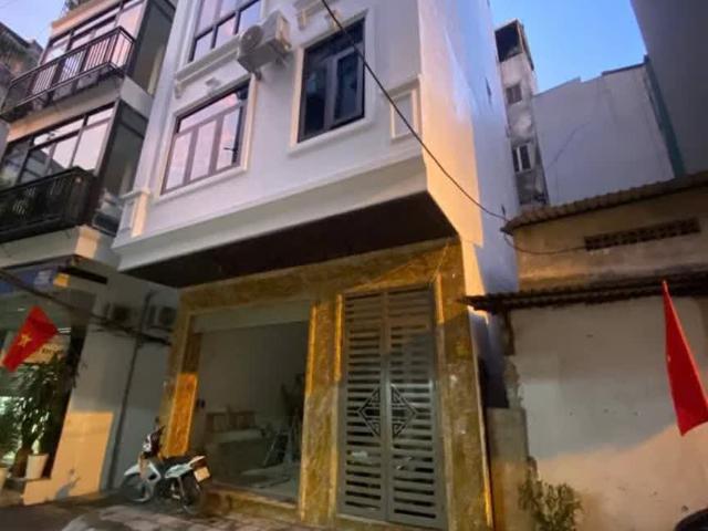 Nhà bán tại Hoàn Kiếm, Hà Nội