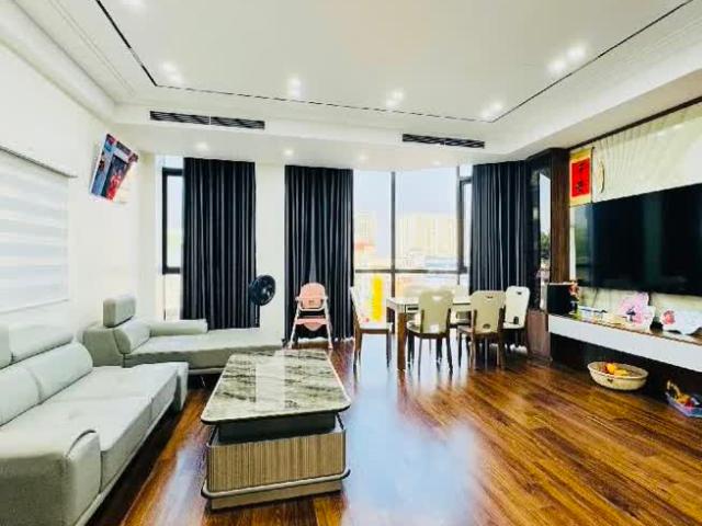 Nhà mặt phố bán tại Hoàn Kiếm, Hà Nội