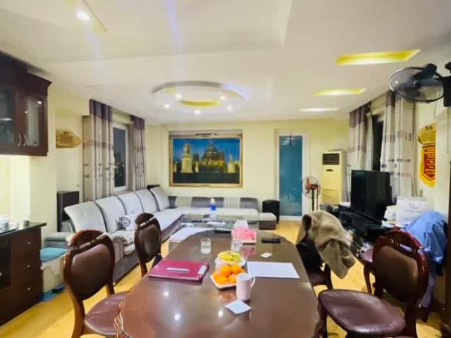 Nhà mặt phố bán tại Hoàn Kiếm, Hà Nội