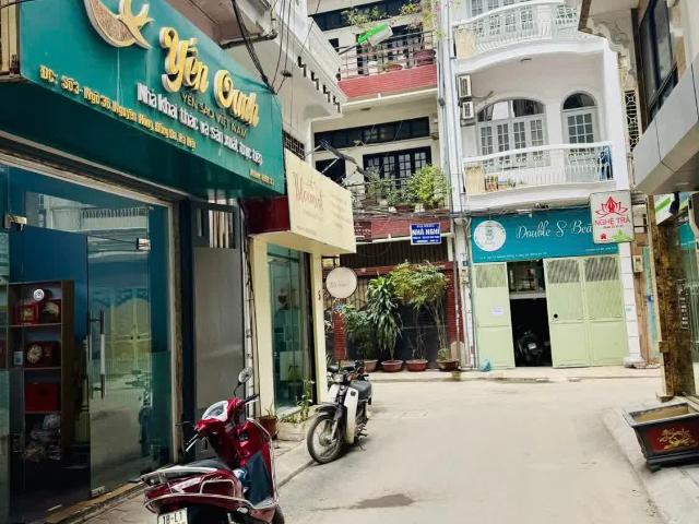 Nhà bán tại Hoàn Kiếm, Hà Nội