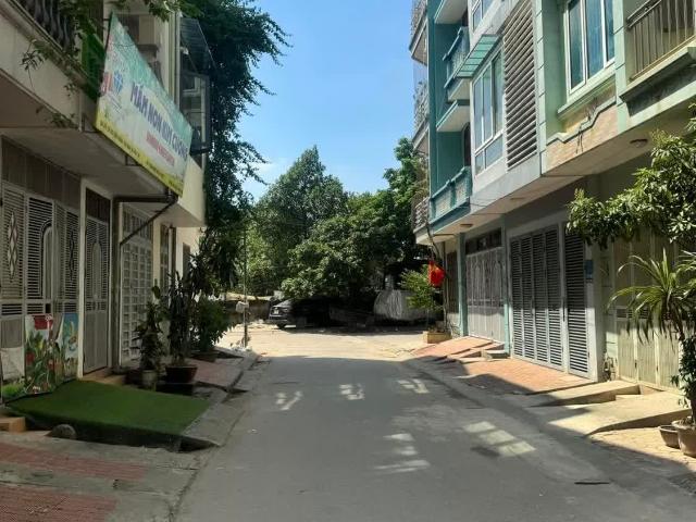 Nhà mặt phố bán tại Hoàn Kiếm, Hà Nội