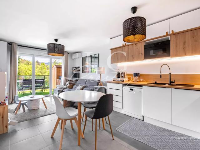 Appartement vente à Grasse, Auribeau-sur-siagne