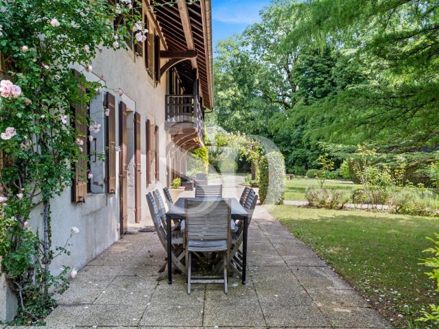 Haus kaufen in Nyon, Waadt