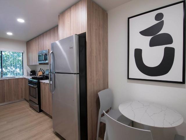 Apartment for rent in Canoga Park, California