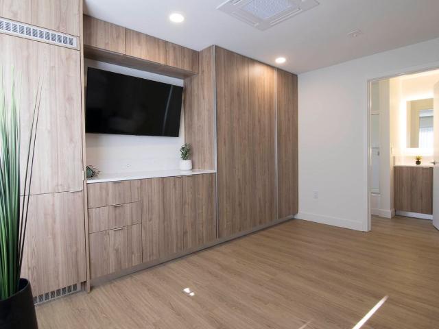 Apartment for rent in Canoga Park, California