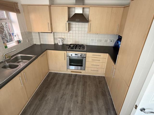 Apartment for rent in Weybridge, Elmbridge