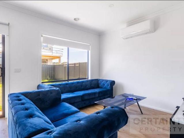 Apartment for rent in Minta Estate, Melbourne