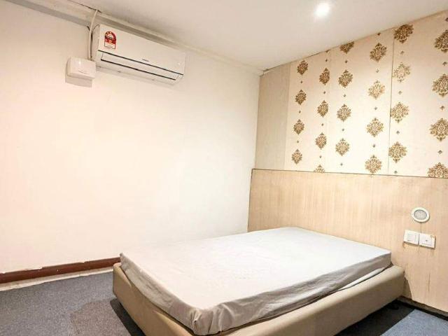 Room for rent in Country Heights Damansara, Kuala Lumpur