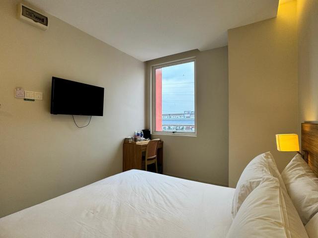 Room for rent in Petaling, Damansara Damai