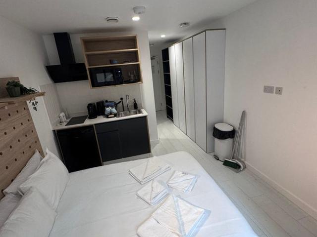 Studio for rent in Limehouse, Greater London