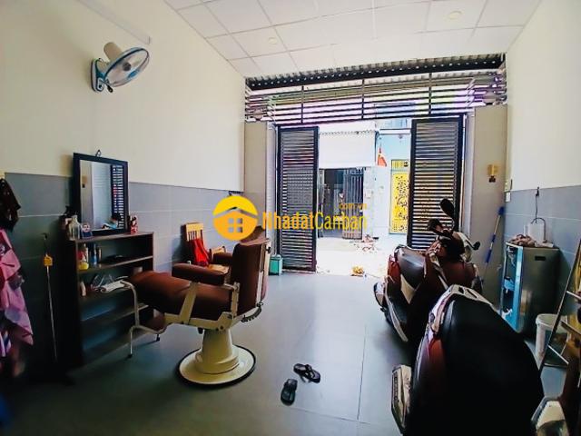 Nhà mặt phố bán