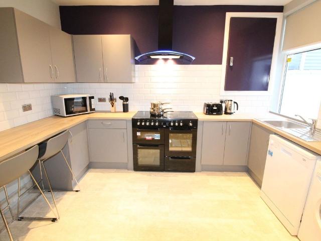 Room for rent in New Normanton, East Midlands