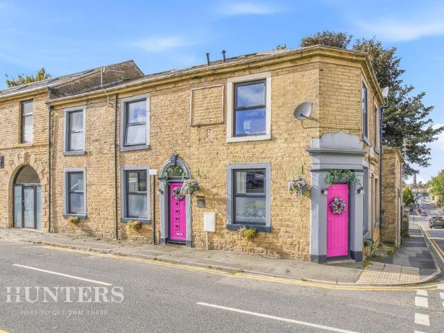 House for rent in Springhead, Oldham