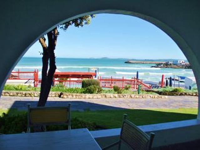 Apartment for sale in West Coast, Britannia Bay
