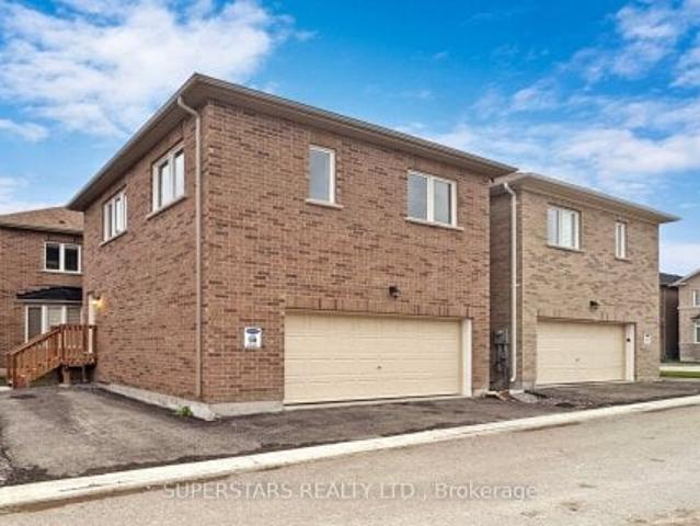 Duplex for rent in York, Ontario