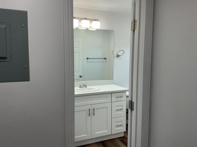 Apartment for rent in Downey, California