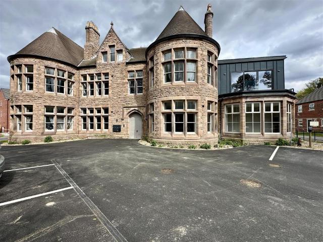 Apartment for rent in Herringthorpe, South Yorkshire