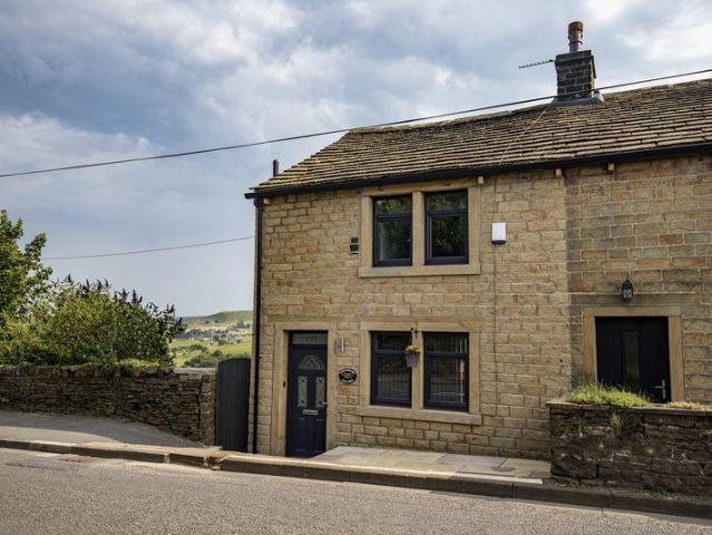 House for rent in Ripponden, Calderdale