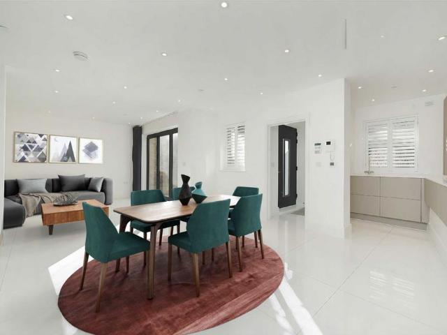 House for rent in Golders Green, Greater London