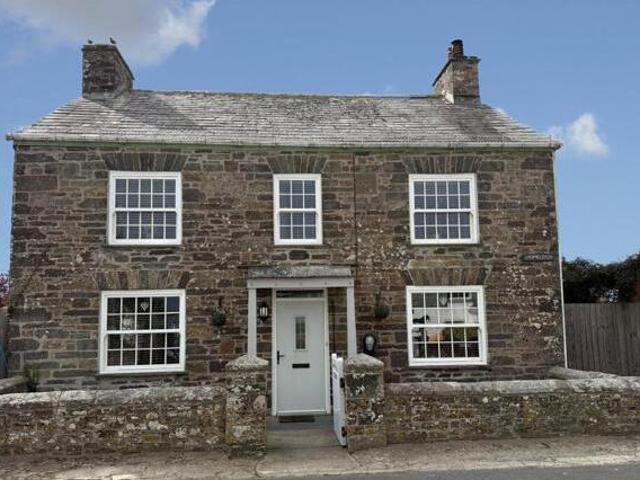 House for sale in Launceston, Cornwall