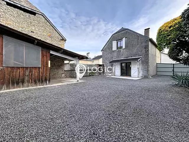 Maison location à Coarraze, Pyrénées-Atlantiques